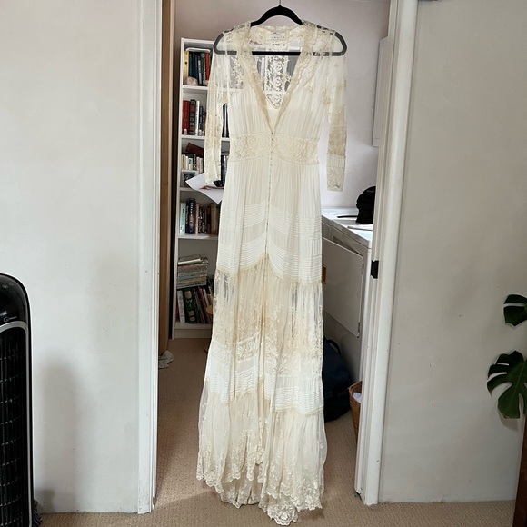 Spell Evangeline Gown - Picture 2 of 7